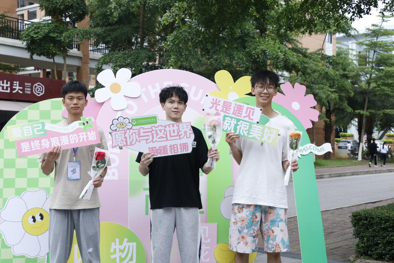 参与活动同学留影