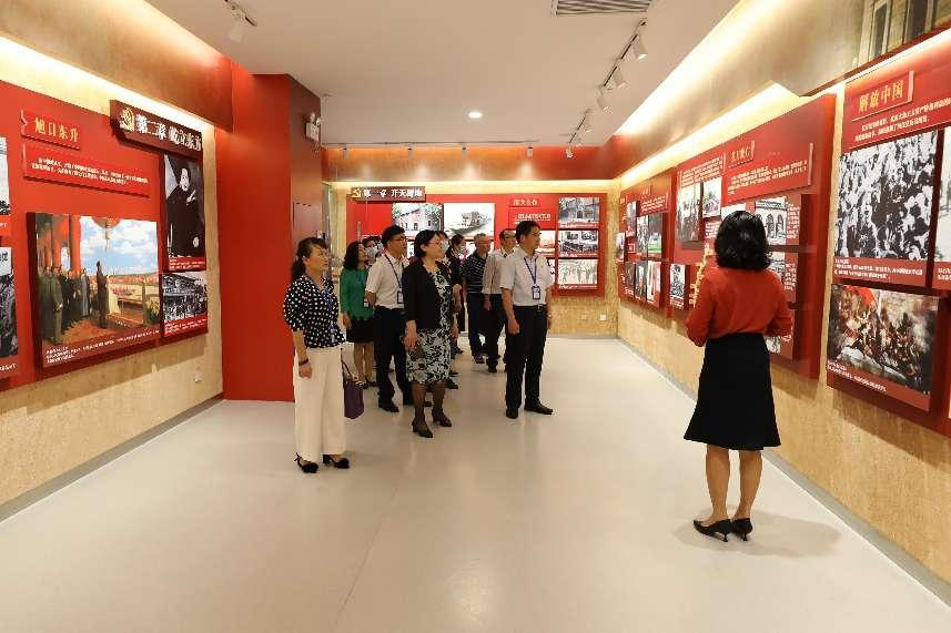 牙韩高书记一行参观伟德国际官网党建思政教育基地